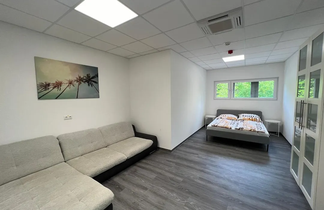 Driver Rooms-1